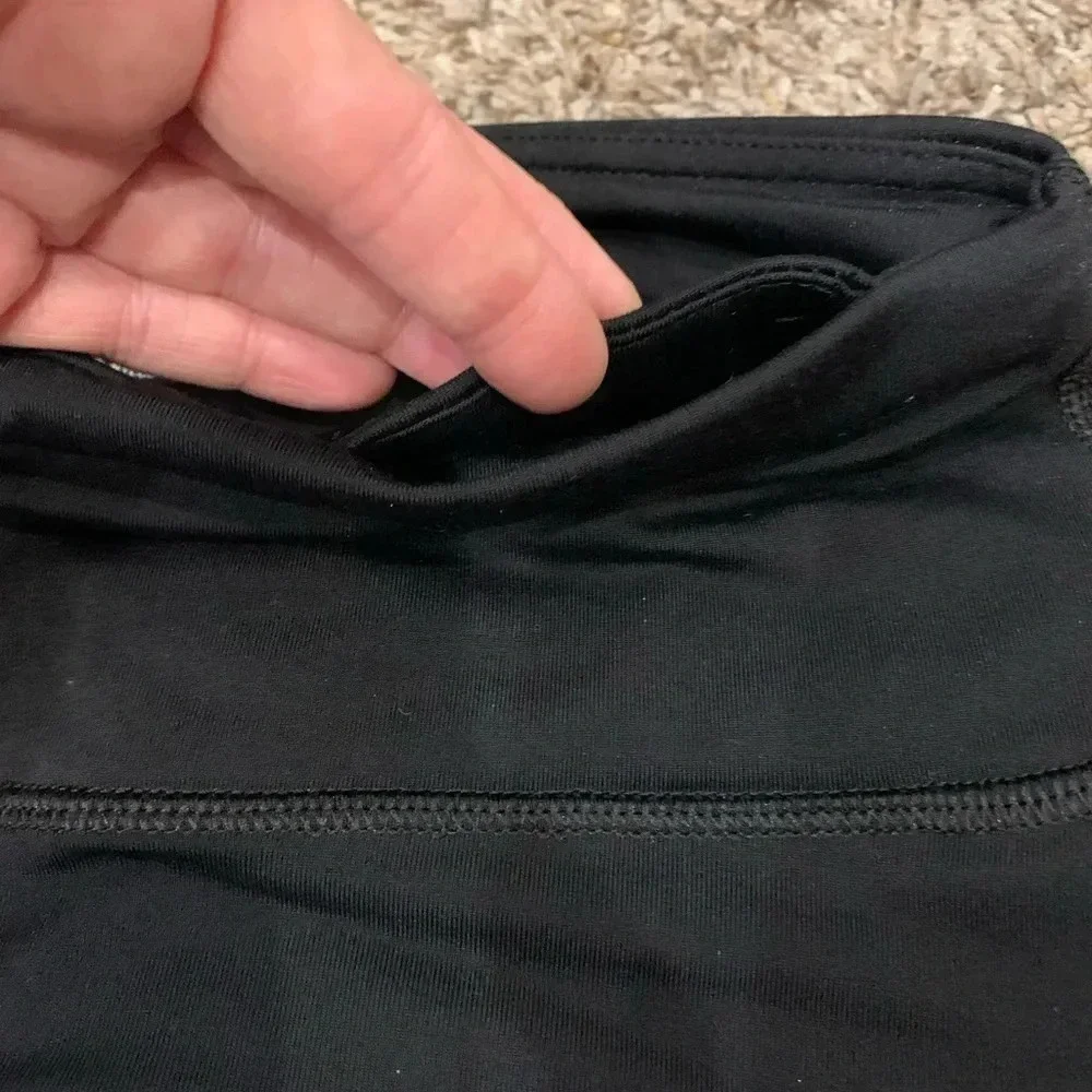 90 Degree Black crop leggings - Picture 3 of 5